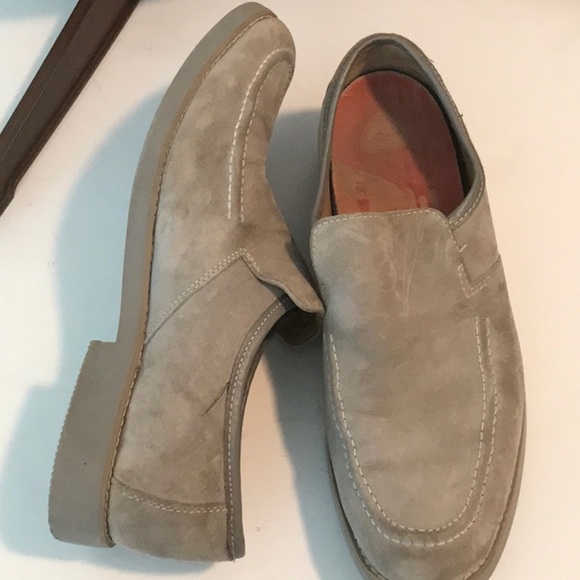 HUSH PUPPIES Men's Grey Suede Reminisce Penny Loafer Style Size US 8.5 GUC - Picture 16 of 16